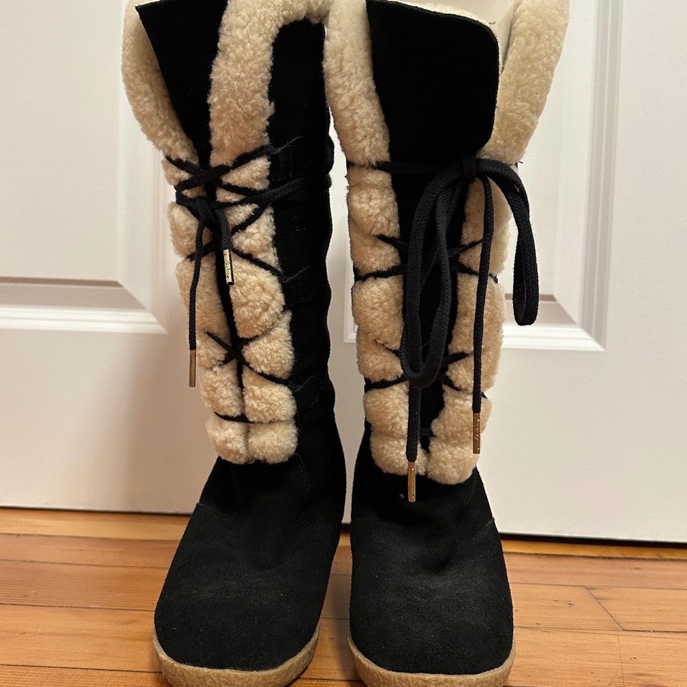 Michael by Michael Kors - 8M - Black Suede Shearling Lined Lace Up Mid Calf Boot